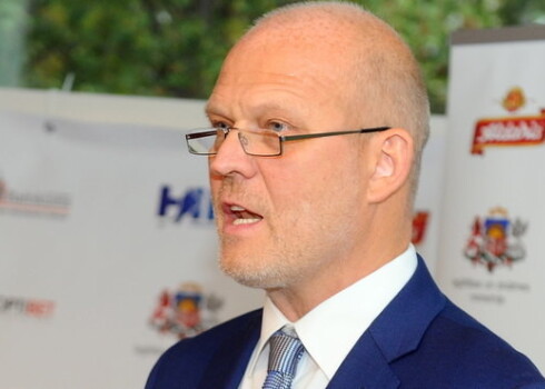 Viesturs Koziols ir bijušajam LHF prezidentam Kirovam Lipmanam ļoti nevēlama persona.