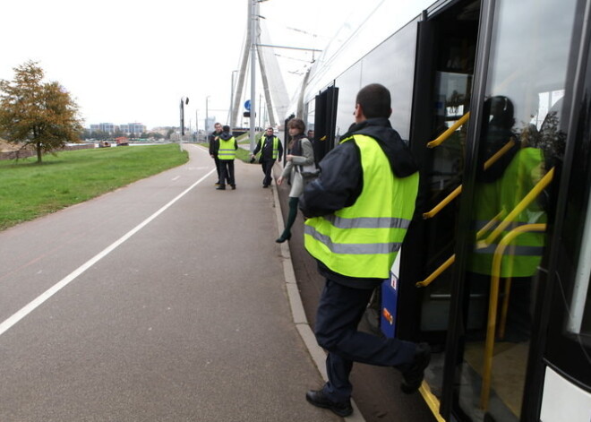 Septembrī veiktas 18 712 sabiedriskā transporta pārbaudes