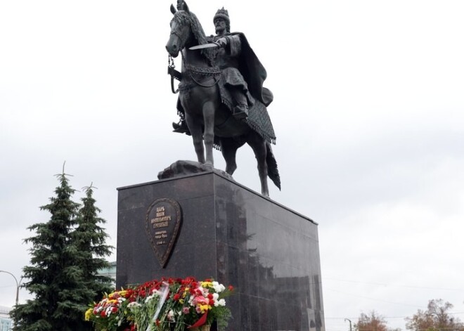 Tirāna godināšana. Krievijā atklāts piemineklis Ivanam Bargajam