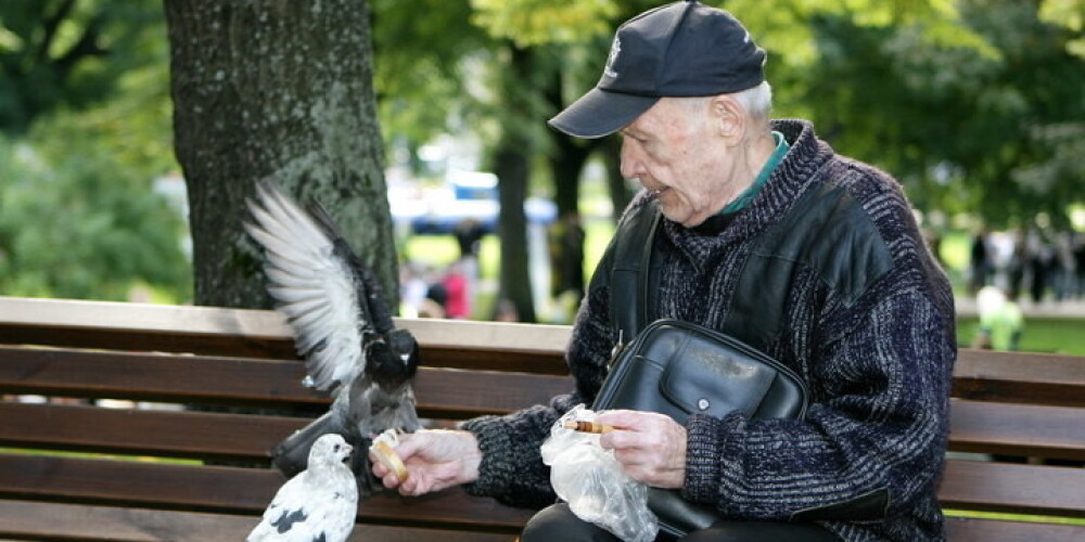 Vai Latvijā dzīvo planētas vecākais iedzīvotājs, kuram ir 118 gadu?