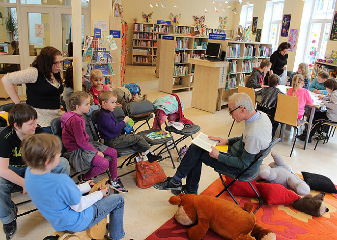 Pasaku diena RCB filiālbibliotēkā "Vidzeme"