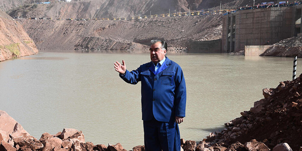 Tadžikistānā sāk pasaulē augstākā dambja būvniecību, kas izmaksās 3,9 miljardus dolāru