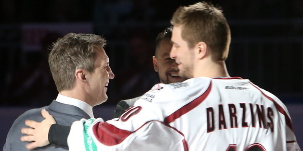 44 gadus vecais Ozoliņš līdz šim par treneri nekad nav strādājis, šovakar viņš dresēs Rīgas "Dinamo" mačā pret Minskas "Dinamo".