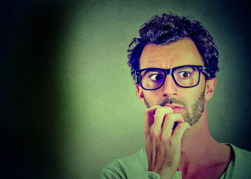 Dzīves otrajā pusē vīriešus piemeklē stāvoklis, kad hormonu, galvenokārt testosterona, daudzuma samazināšanās dēļ rodas gan fiziskas, gan psihoemocionālas pārmaiņas.