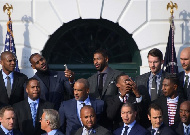 Baraks Obama uzņem NBA čempionus "Cavaliers"