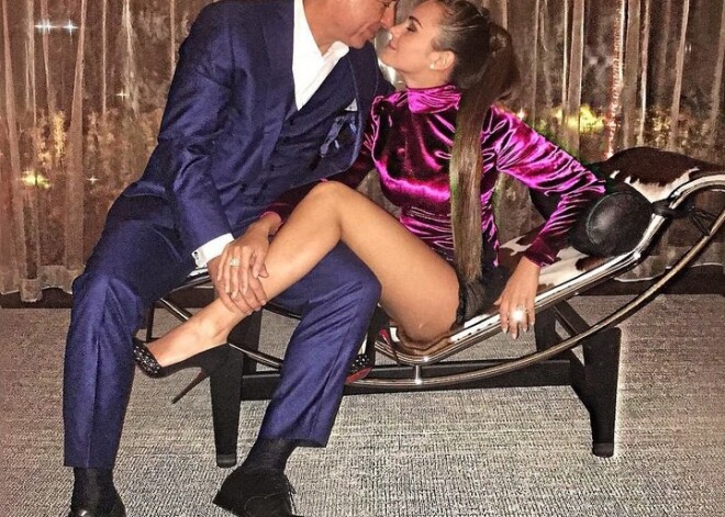 Ксения Дели поделилась видео со свадьбы с 62-летним египетским олигархом