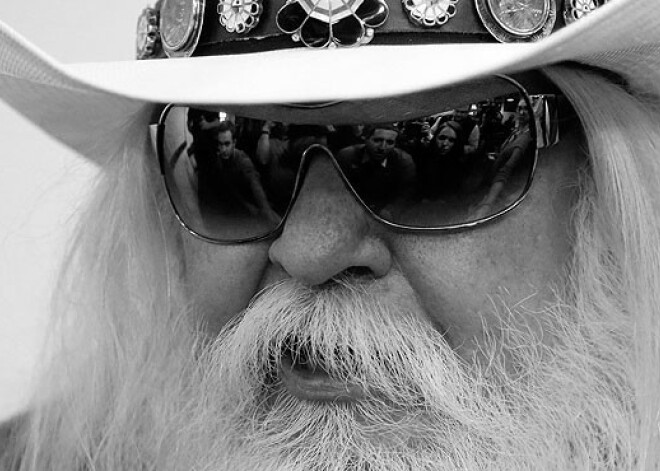 Miris vēl viens slavens rokmūziķis. FOTO. VIDEO