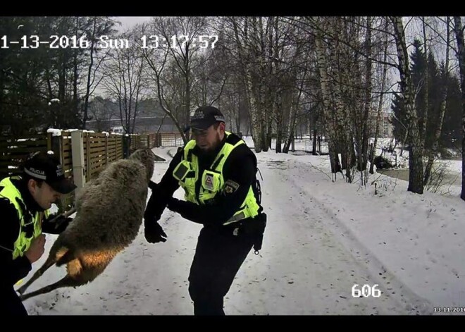 Policisti VS Klimoviča aitas