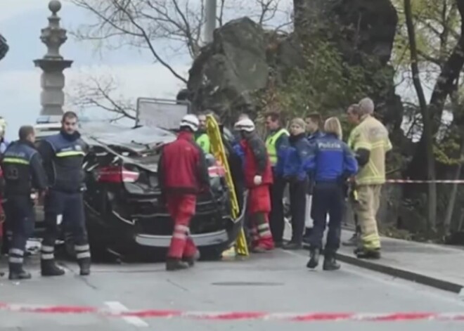 В сети появилось видео с места ДТП, в котором погибла внучка Платона Лебедева