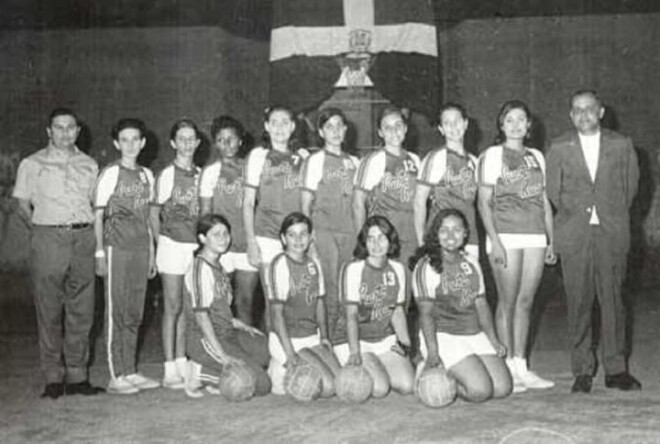 Neilgi pirms traģēdijas Puerteriko sieviešu volejbola izlase.