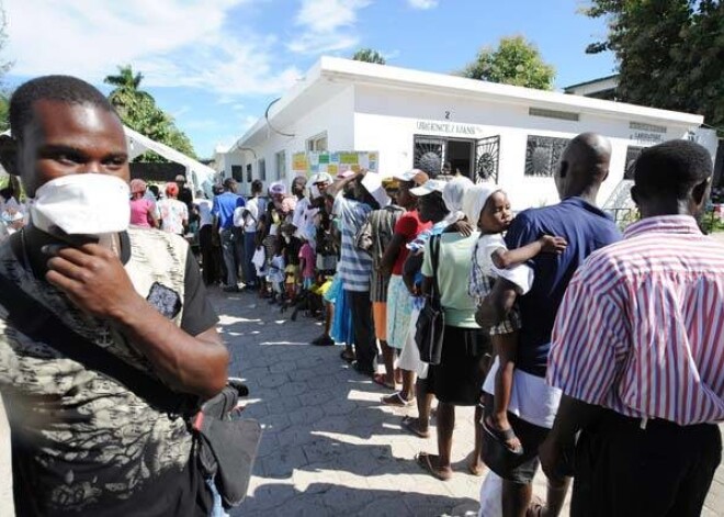 Bans Gimuns atvainojas par ANO lomu holēras uzliesmojumā Haiti