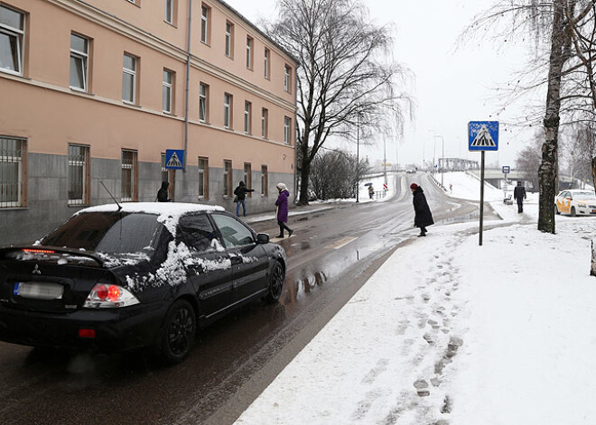 Eksperts: "Nodokļu izmaiņu dēļ "premium" klases auto nodeva būtiski samazināsies"