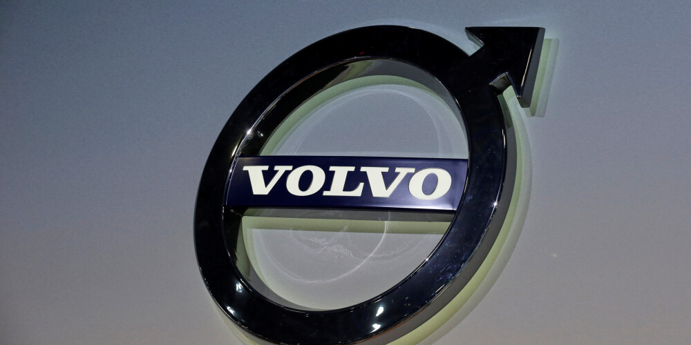Pirmo reizi 54 gados "Volvo" nekļūst par visvairāk pārdoto automašīnu Zviedrijā