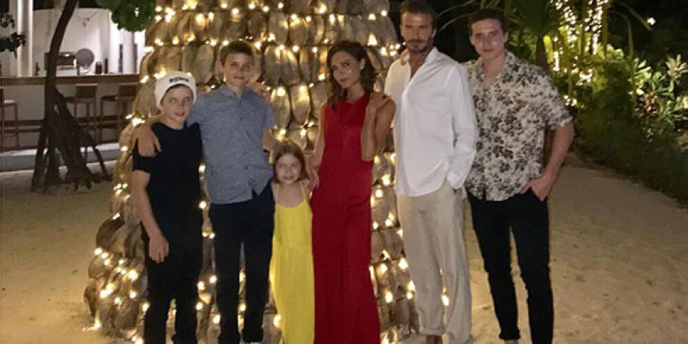 Дэвид и Виктория Бэкхем встретили Новый год на Мальдивах вместе с их четырьмя детьми