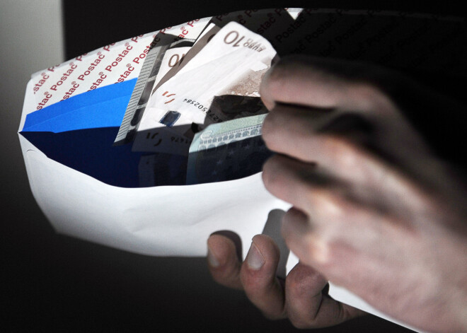 Kopš par "aplokšņu algas" maksāšanu var nonākt aiz restēm, nav uzsākts neviens kriminālprocess