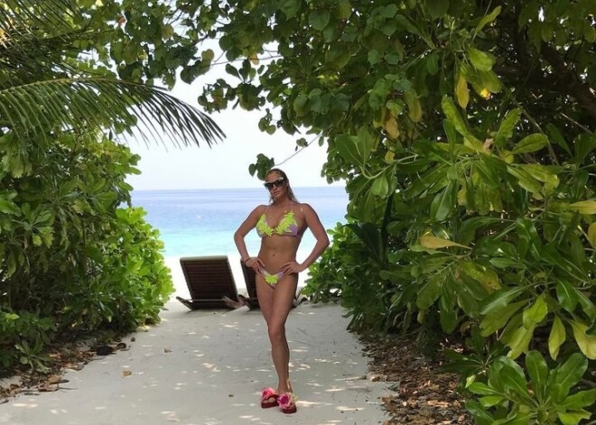 Анастасия Волочкова матом ответила хейтерам в Instagram