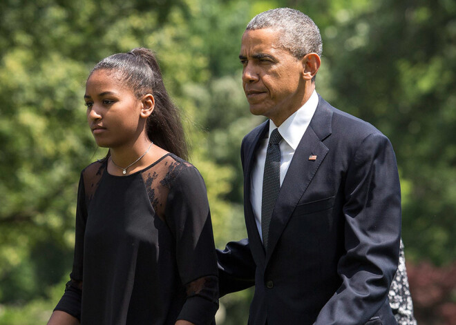 Obamas jaunākā meita uz tēva atvadu runu neieradās, jo mācījās eksāmenam