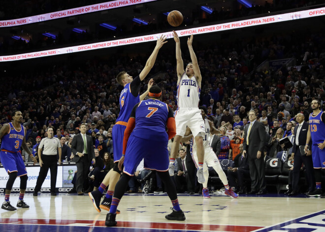 Porziņģis pēdējās sekundēs neizmanto iespēju nodrošināt "Knicks" komandai uzvaru. VIDEO