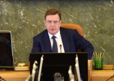 Premjers izstāsta, kādas nodokļu politikas Latvijai neder. Viņa paraugs - Centrāleiropa