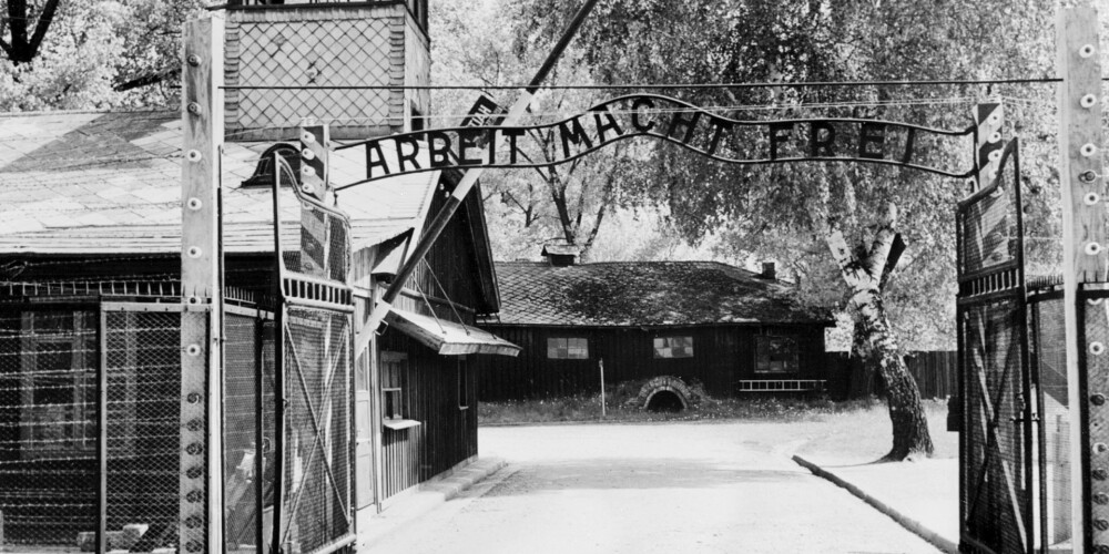 Zurofs: Pasaulē vēl ir simtiem nacistisko kara noziedznieku