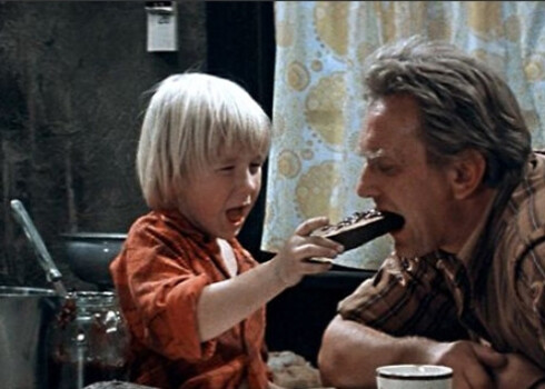 Augstākā tiesa jaunnedēļ skatīs Kultūras ministrijas prasību lietā par autortiesībām uz padomju laikos uzņemtajām 973 filmām. Attēlā: kadrs no "Ezera sonātes".