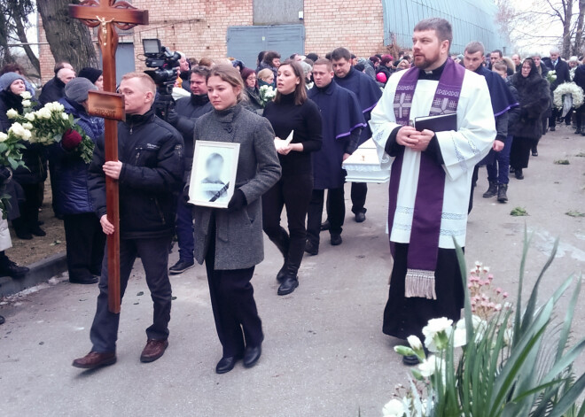 Lietuvā glabā līdz nāvei piekauto 4 gadus veco puisīti. Māte neierodas