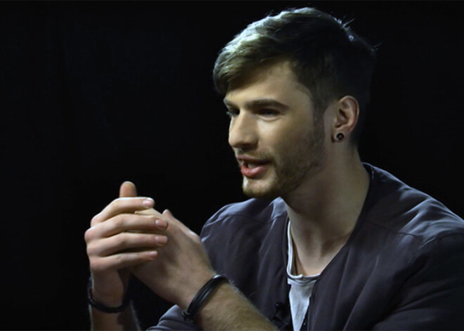 Justs Sirmais Turcijā spēlējis teātri. VIDEO