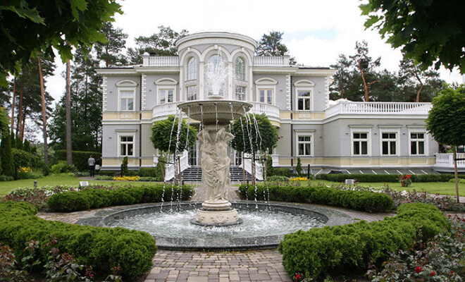 Raimonda Gerkena ģimenes viens no vērtīgākajiem īpašumiem ir viņa celtā „Villa Velga”.