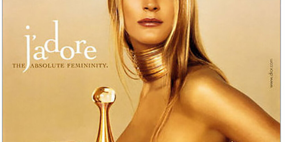 Многие знают Кармен по ярко-желтой рекламе парфюма Christian Dior Jadore.