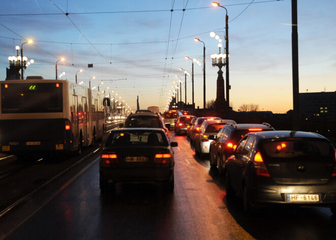 Jābeidz gausties par ceļu kvalitāti! Latvija starp labākajām vietām pasaulē braukšanai ar auto