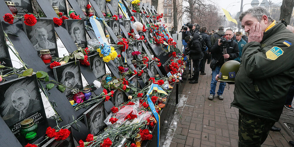 Ukrainā godina "Debesu simtu" un piemin Maidana trešo gadadienu. FOTO