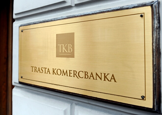 Tiesa pasludina "Trasta komercbanku" par maksātnespējīgu; administratoru Krūmu nenomaina