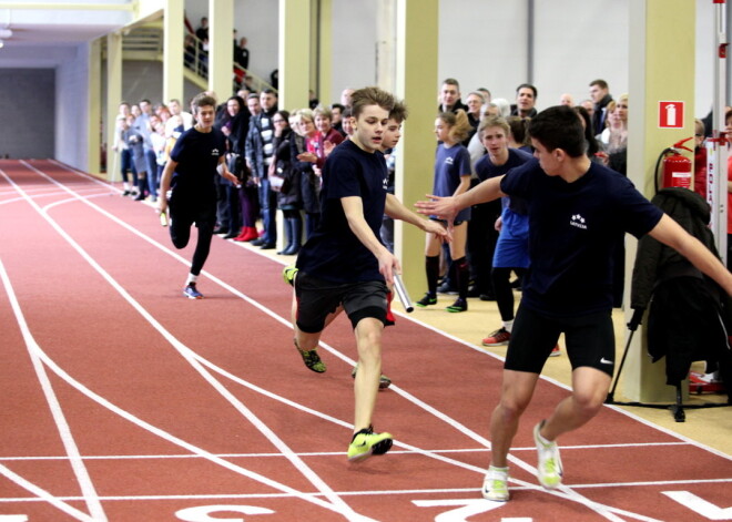 Murjāņu Sporta ģimnāzijā (MSĢ) piektdien svinīgā ceremonijā tika atklāta rekonstruētā sporta halle.Halles renovācijas darbi tika sākti 2015.gada jūlijā, un tos veica būvuzņēmums "Selva būve", kas rekonstruēja arī skolas fasādi. Halles būvniecībā ieguldīti aptuveni 2,5 miljoni eiro, bet kopā ar fasādes rekonstrukcijas darbiem izmaksas bija nedaudz virs trīs miljoniem eiro.