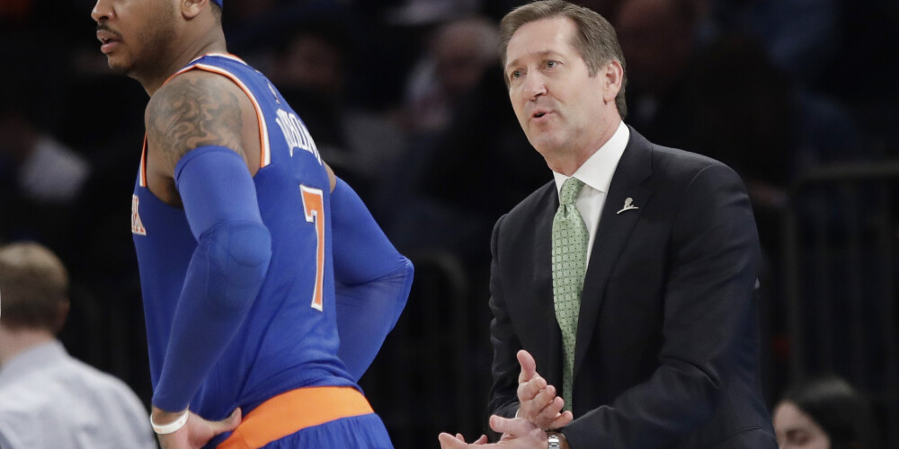 "Knicks" arī bez Porziņģa pamanās zaudēt NBA vājākajai komandai