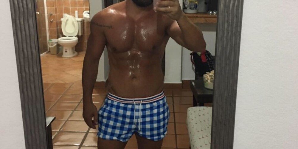 Чтобы избежать наказания, Иван уехал в Мексику, где, судя по снимкам, хорошо проводил время