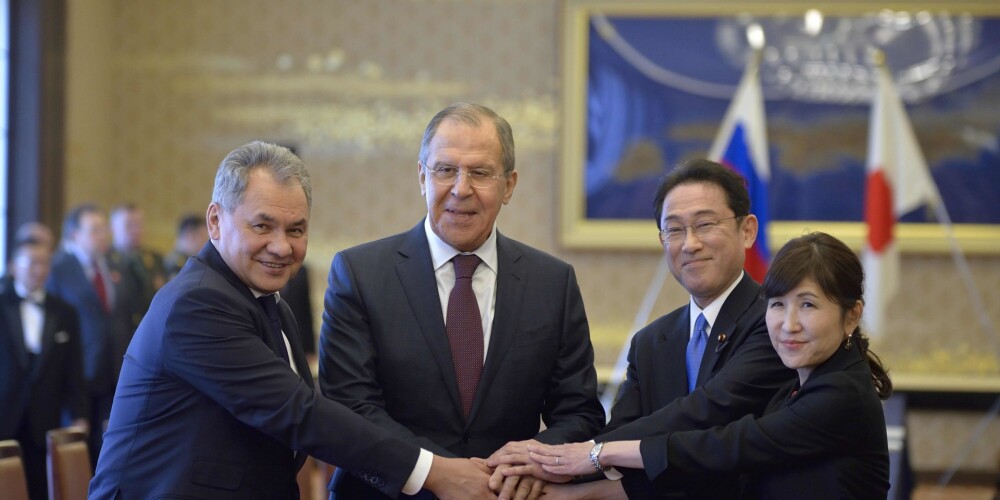 Japāna un Krievija vienojas par militārās sadarbības nostiprināšanu