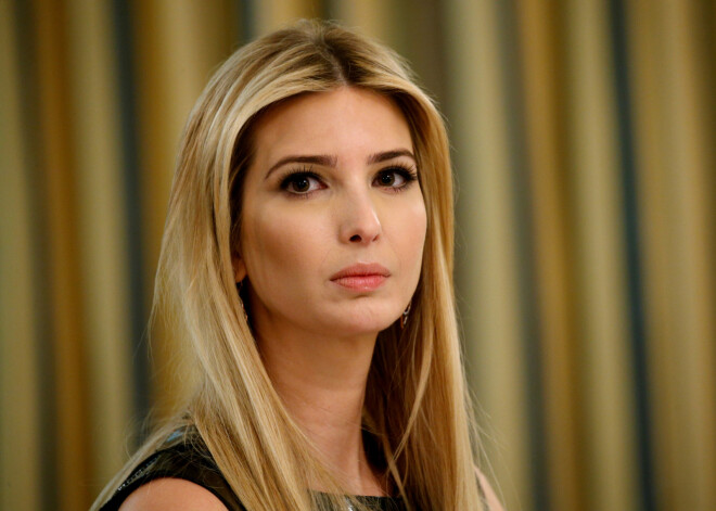 Ivanka Trampa bez algas strādās pie sava tēva