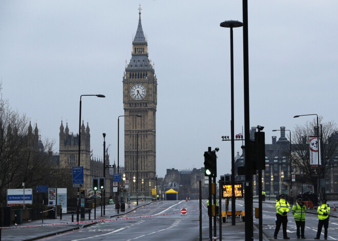 Foto, kāds atausis rīts Londonā pēc terorakta