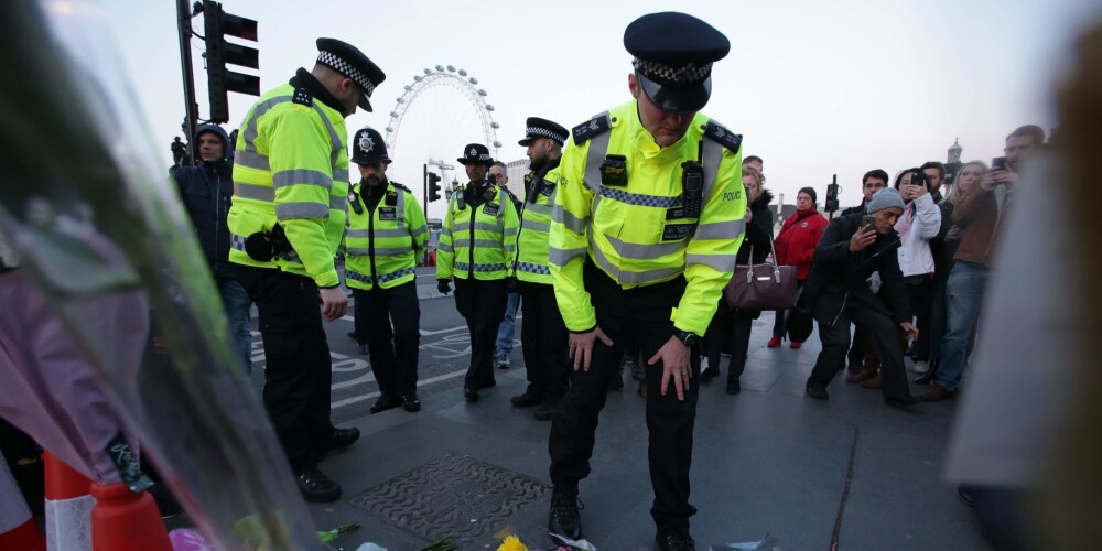 Britu policija atklāj Londonas terorakta rīkotāja identitāti