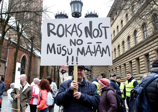 Tautas sapulce par nodokļa atcelšanu vienīgajam mājoklim aizritējusi bez starpgadījumiem