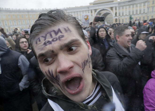 Krievijas prokuratūra vēlas bloķēt sociālajos medijos paustos aicinājumus uz protestiem