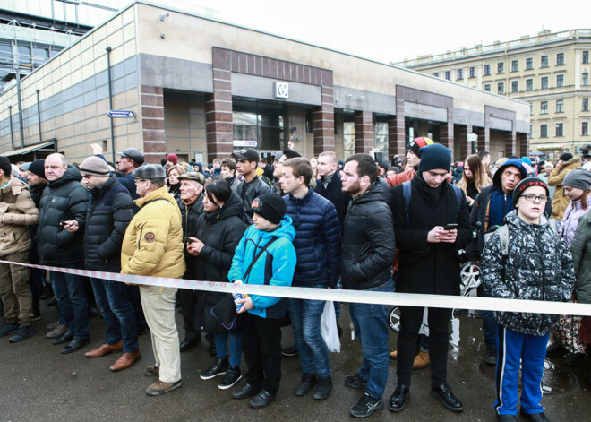 Latvijas ģenerālkonsulātā Sanktpēterburgā pilsētu pēc sprādziena salīdzina ar haosu