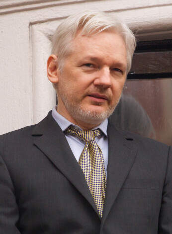 Pamelas jaunā mīlestība „WikiLeaks” dibinātājs Džulians Asanžs.