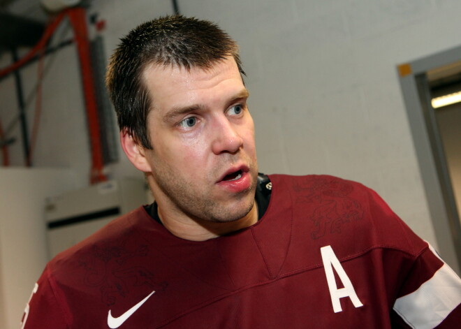 Jānis Sprukts kļuvis par pirmo Alpu Hokeja līgas čempionu