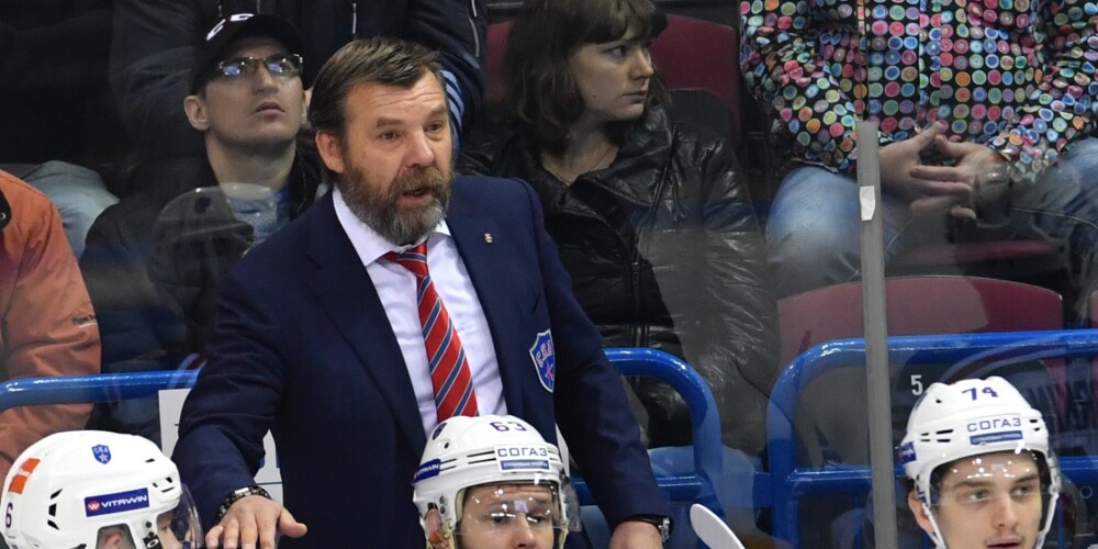 Znaroka un Vītoliņa trenētie hokejisti izcīna KHL Gagarina kausu