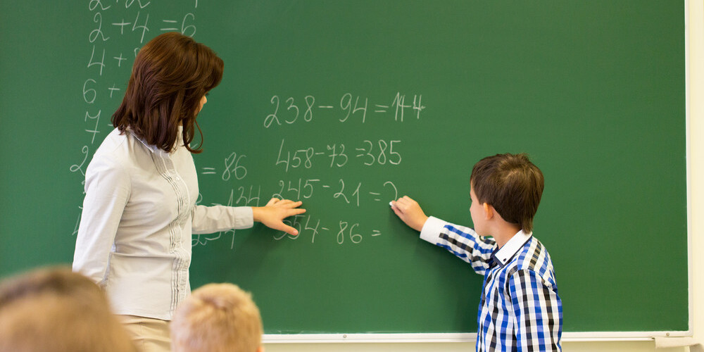 Latvijā viens skolotājs apmāca vidēji 9,8 skolēnus