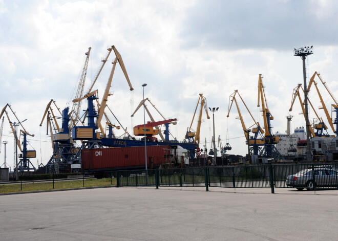 Sāk meklēt jauno pārvaldnieku Rīgas brīvostai. Alga pagaidām nav zināma