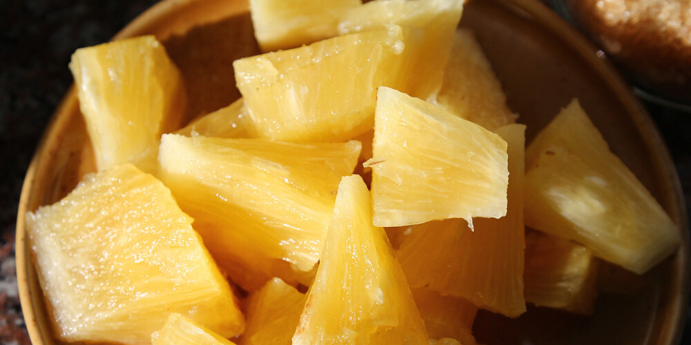 Pēc smaga gaļas ēdiena uzkod ananasu! Un citi iemesli, kāpēc šie augļi ir veselīgi