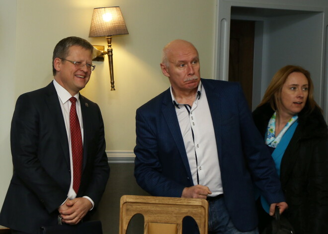 Belēvičs vēlreiz mēģinās no Apiņa pietiesāt 100 000 eiro