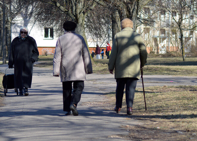 Vairums uzskata, ka par viņu nodrošinājumu vecumdienās jārūpējas valstij